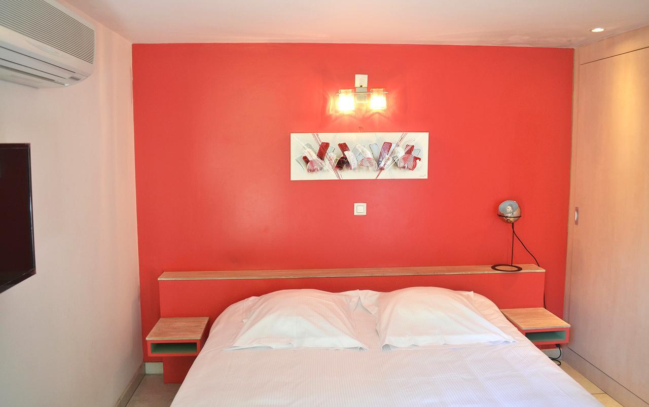 Hôtel la Scala Pithiviers Esterno foto